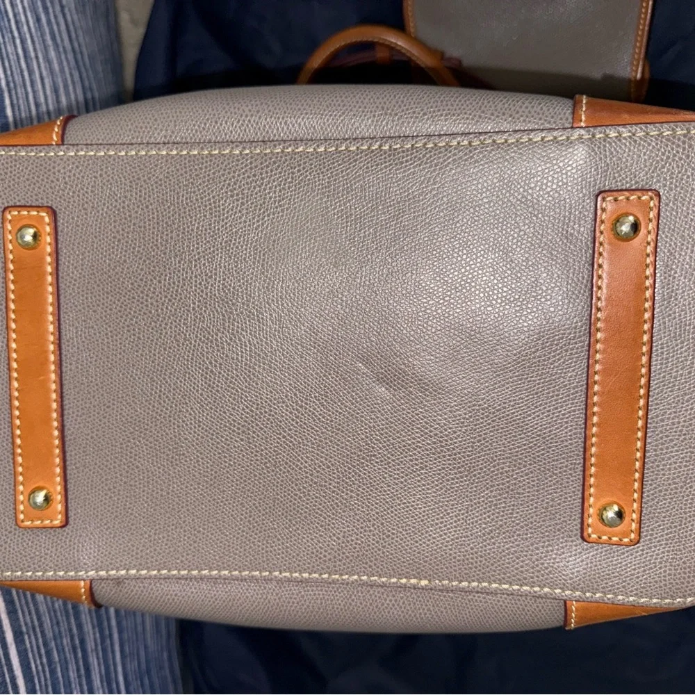 Browngray Dooney And Bourke Shelby Shopper Tote with dust bag and clip on wallet - Picture 10 of 14